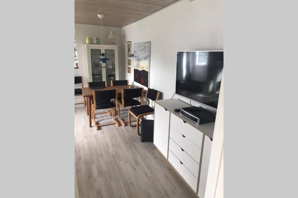 Ferienwohnung Dejlig Lille Hus Randers Exterior foto